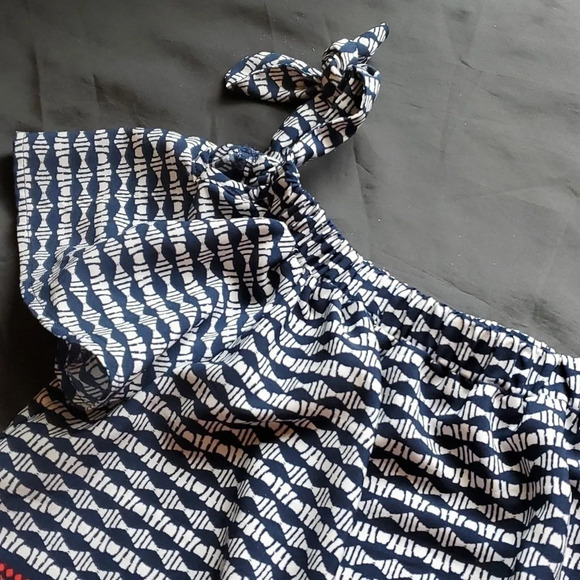 By & By Women's Cold Shoulder Top - Picture 5 of 6